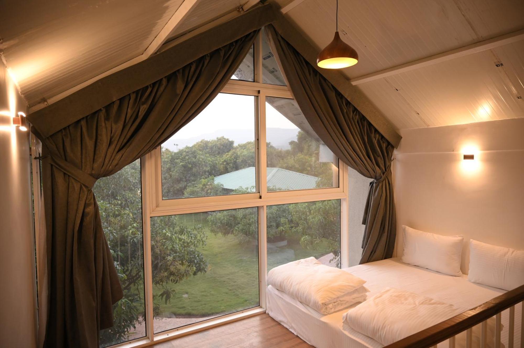 Mango Leaf Lake Resort Malkhed 외부 사진