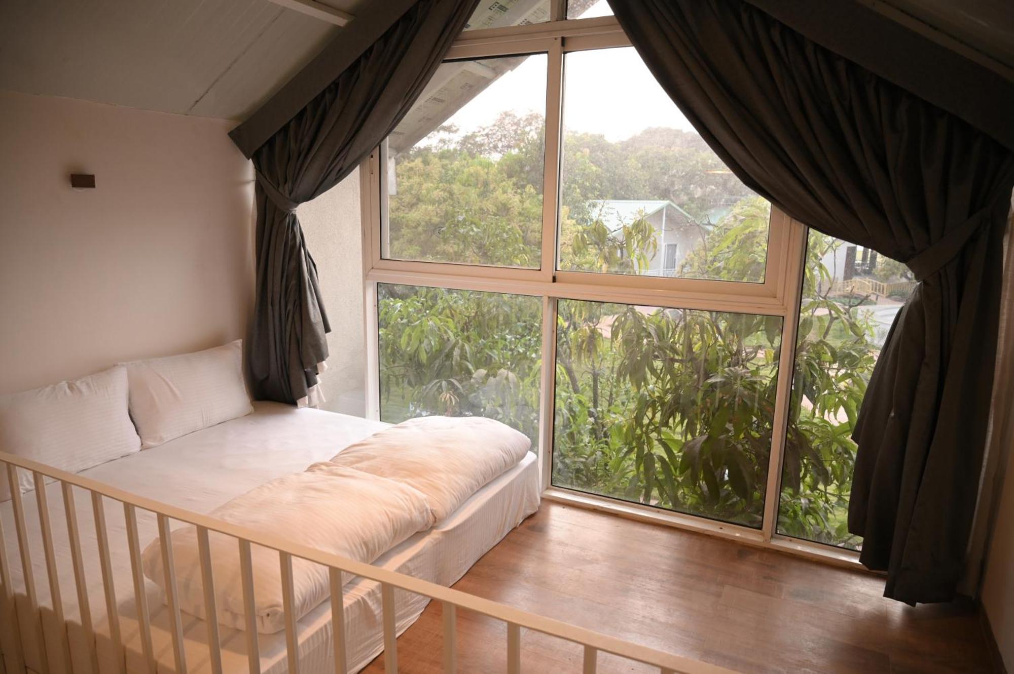 Mango Leaf Lake Resort Malkhed 외부 사진