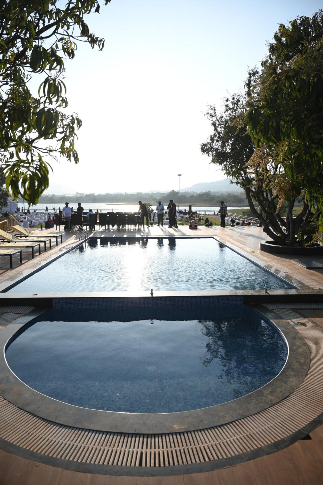 Mango Leaf Lake Resort Malkhed 외부 사진